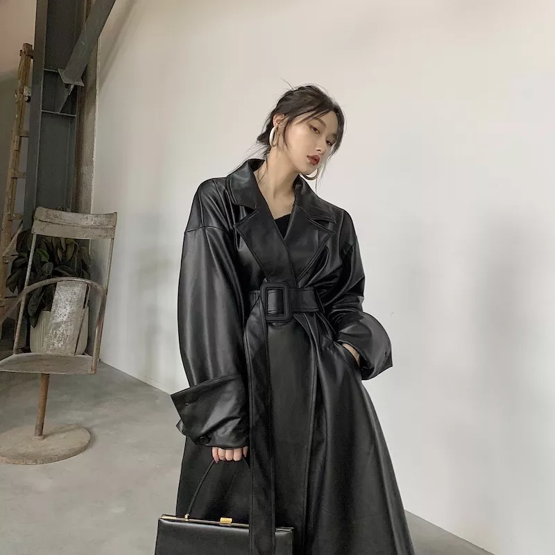 Lautaro Long oversized leather trench coat for women long sleeve lapel loose fit Fall Stylish black women clothing streetwear - Image 4